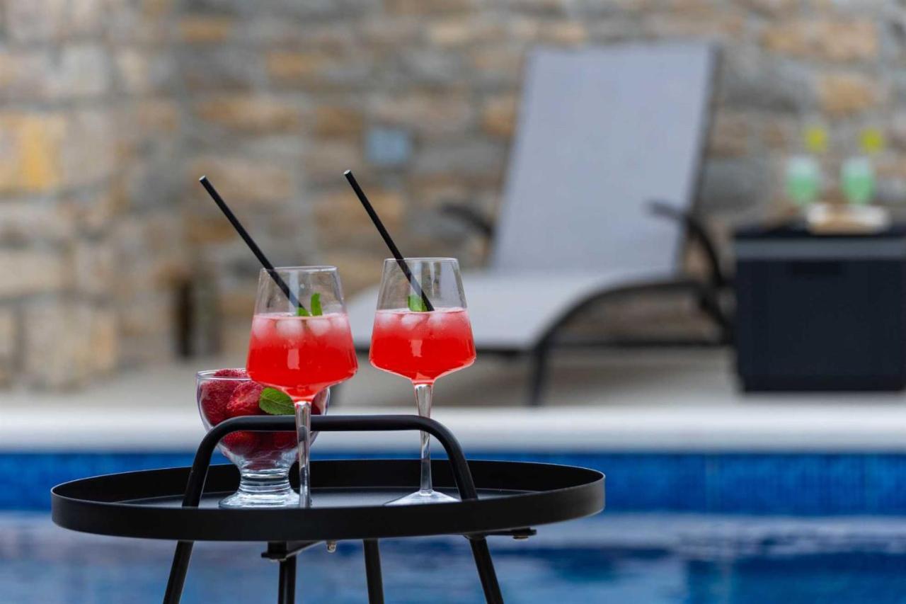 Stone Villa Didovi Snovi With Heated Pool Lisane Ostrovicke Exteriör bild